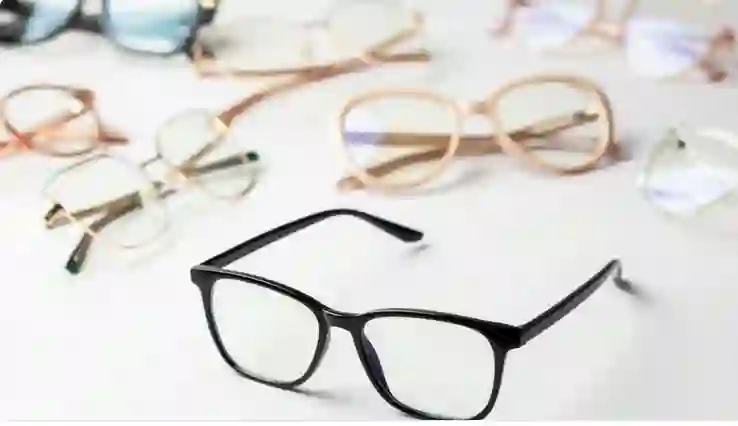 تحذير رسمي في السعودية من شراء او ارتداء ماركة نظارات طبية 